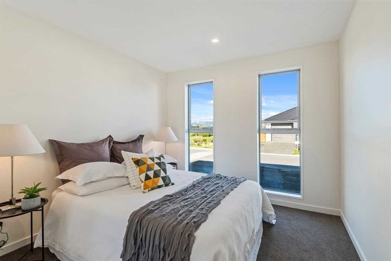 Photo of property in 14 Maka Lane, Halswell, Christchurch, 8025