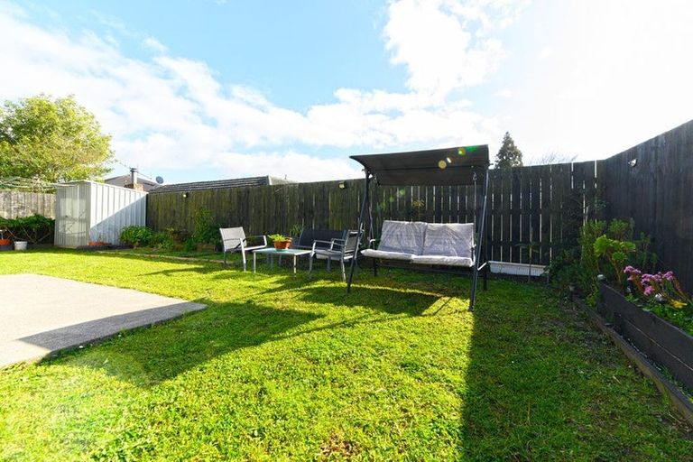 Photo of property in 9a Harrington Road, Henderson, Auckland, 0610