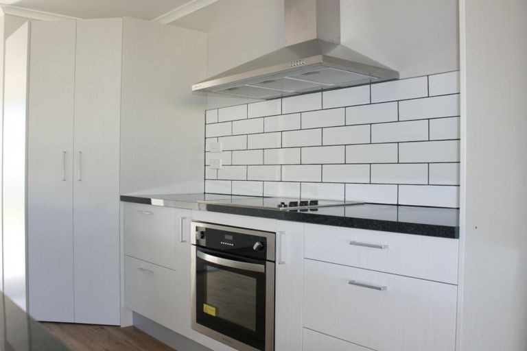 Photo of property in 3 Austin Reid Avenue, Carterton, 5713