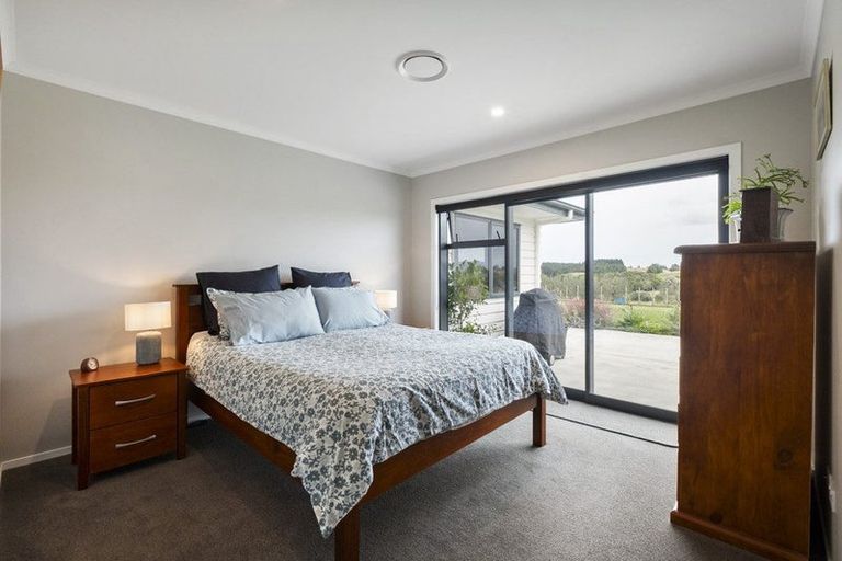Photo of property in 29 Fry Road, Halcombe, Feilding, 4777