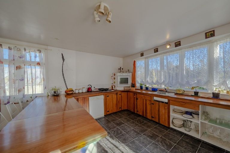 Photo of property in 69 Charlotte Street, Takapau, 4203
