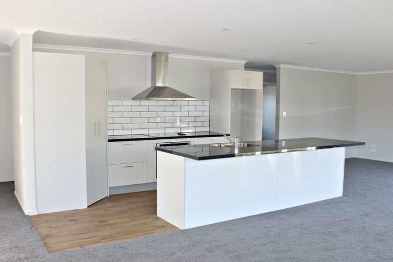 Photo of property in 3 Austin Reid Avenue, Carterton, 5713