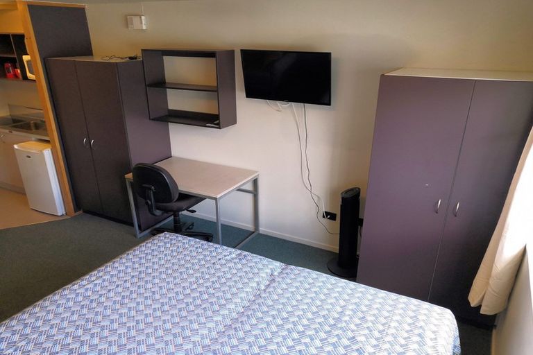 Photo of property in Martin Square Apartments, 211/20 Martin Square, Te Aro, Wellington, 6011