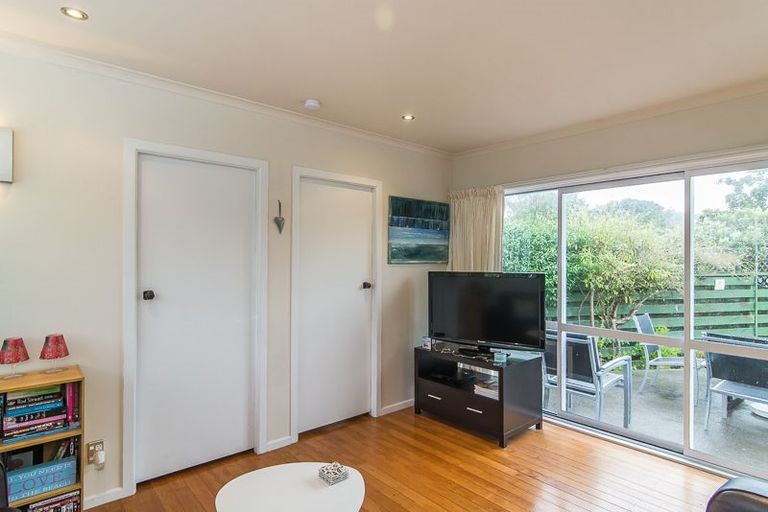 Photo of property in 59 Waimea Road, Waikanae Beach, Waikanae, 5036