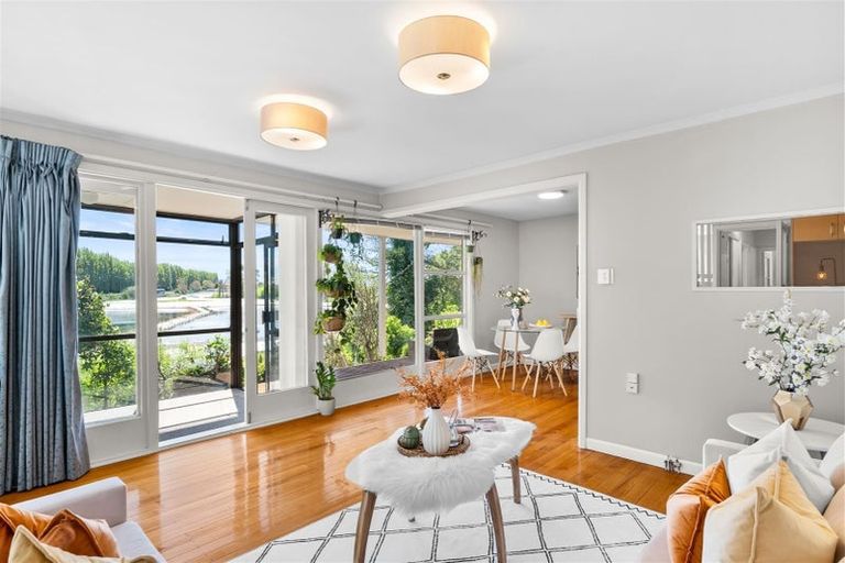 Photo of property in 7a Cunliffe Road, Redwood, Christchurch, 8051