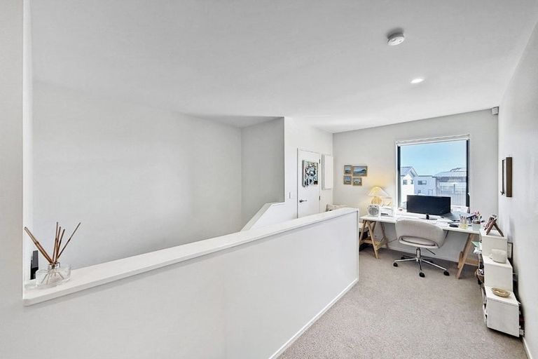 Photo of property in 5 Tana Way, Manurewa, 2102