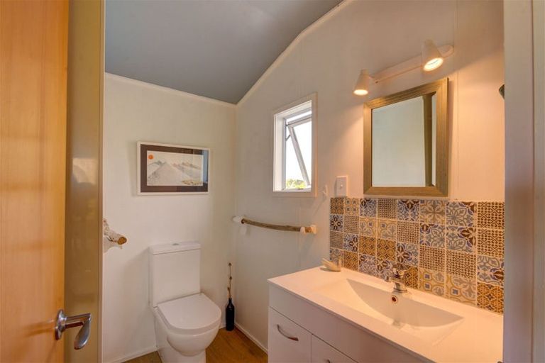 Photo of property in 20a Swindells Road, Waikuku Beach, 7473