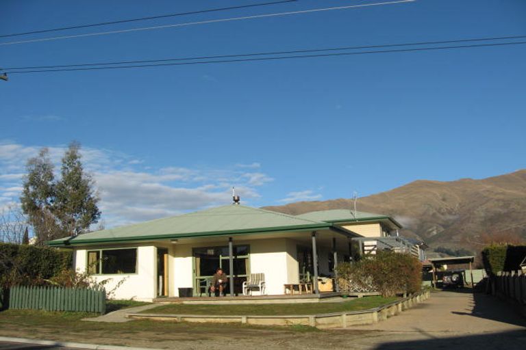 Photo of property in 45 Youghal Street, Wanaka, 9305