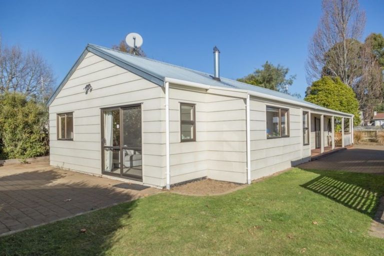 Photo of property in 4 Te Arahori Street, Turangi, 3334