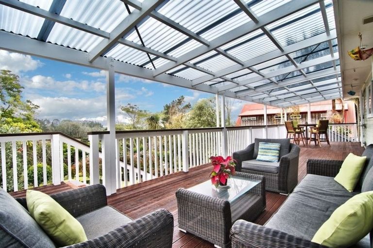 Photo of property in 315 Sturges Road, Henderson Valley, Auckland, 0612