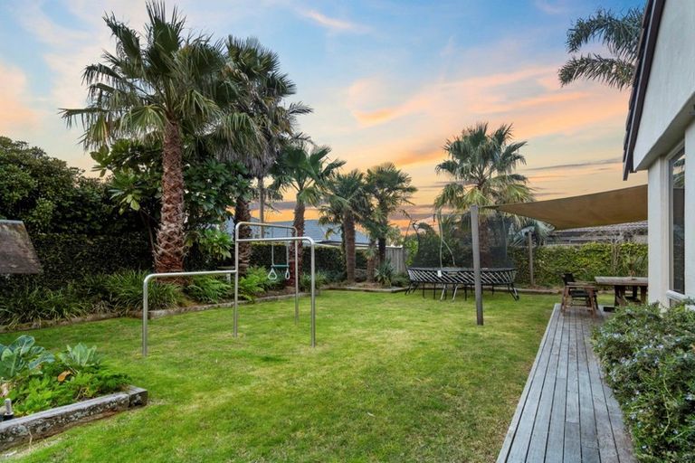 Photo of property in 6 Ohope Place, Papamoa Beach, Papamoa, 3118