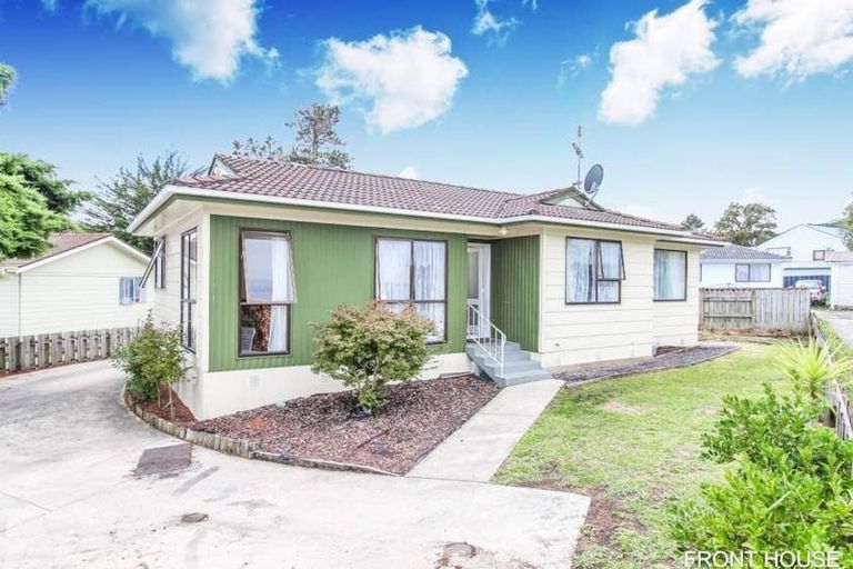 Photo of property in 11 Karepo Crescent, Ranui, Auckland, 0612
