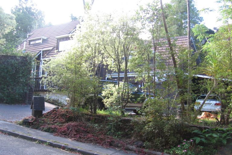 Photo of property in 2 Hebe Place, Birkenhead, Auckland, 0626