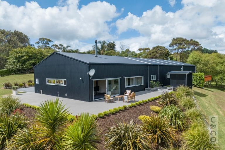 Photo of property in 69a Waikoukou Valley Road, Waimauku, 0882