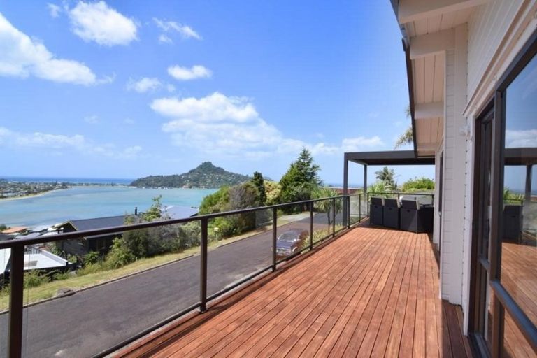 Photo of property in 3 Pine Grove, Tairua, 3508