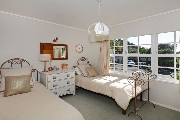 Photo of property in 28 Crawford Crescent, Te Kamo, Whangarei, 0112