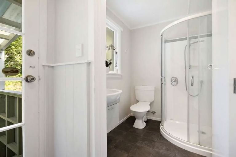 Photo of property in 102 Thompson Street, Queenstown, 9300