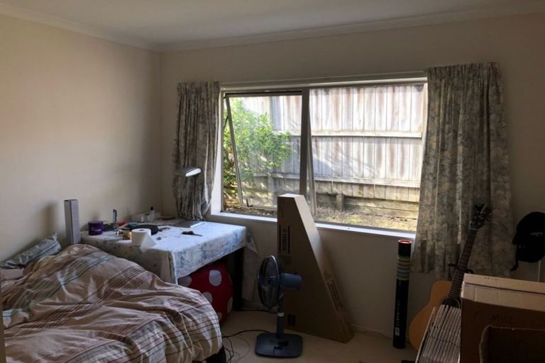 Photo of property in 39 Delmont Close, East Tamaki Heights, Auckland, 2016