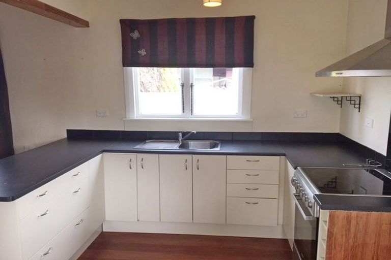 Photo of property in 292 High Street South, Carterton, 5713