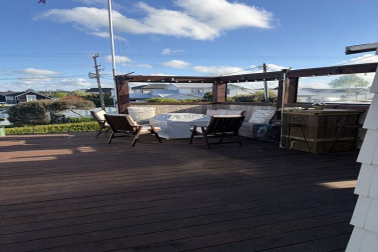 Photo of property in 105 Kaipara Portage Road, Riverhead, 0820