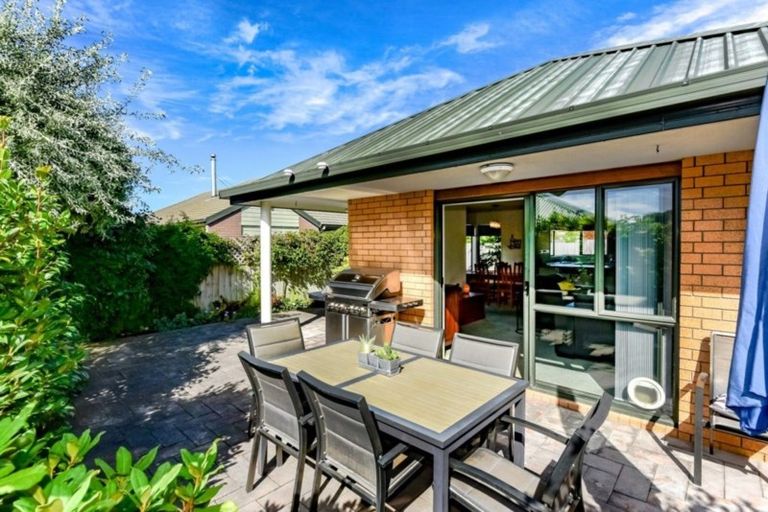 Photo of property in 10a Manly Place, North New Brighton, Christchurch, 8083