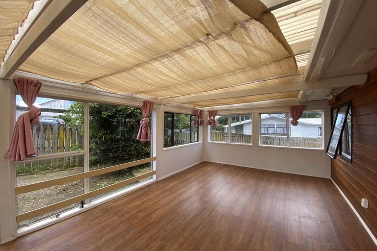 Photo of property in 2/43 Walters Road, Mount Wellington, Auckland, 1062