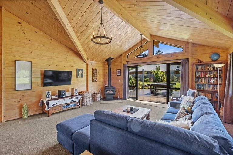 Photo of property in 16 Tennyson Close, Hanmer Springs, 7334