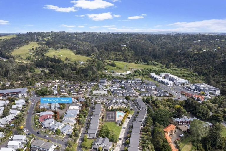 Photo of property in 2/6 Georgia Terrace, Albany, Auckland, 0632