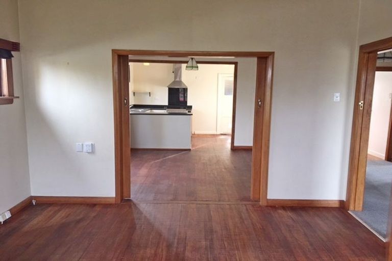 Photo of property in 292 High Street South, Carterton, 5713