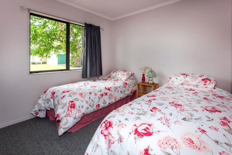 Photo of property in 30 Marlin Place, Whiritoa, Whangamata, 3691