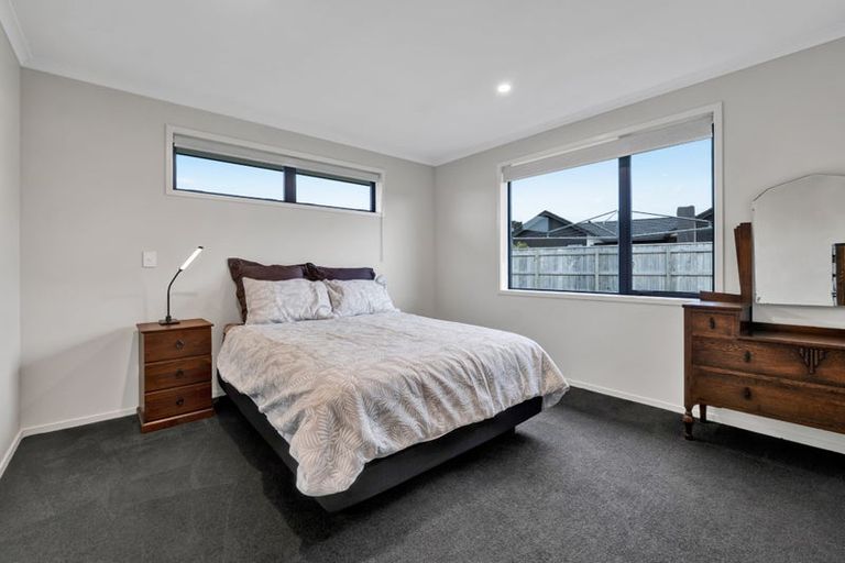 Photo of property in 9 Piharau Crescent, Hurdon, New Plymouth, 4310