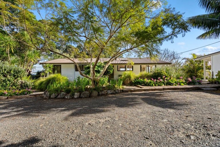 Photo of property in 136 Reotahi Road, Whangarei Heads, Whangarei, 0174