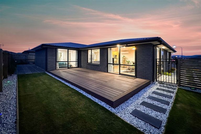 Photo of property in 11 Snapdragon Lane, Wigram, Christchurch, 8025