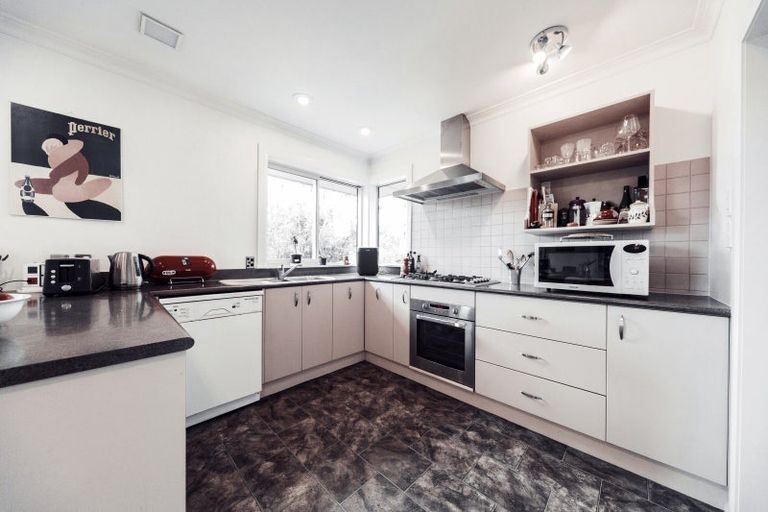 Photo of property in 39 Lincoln Terrace, Hokowhitu, Palmerston North, 4410