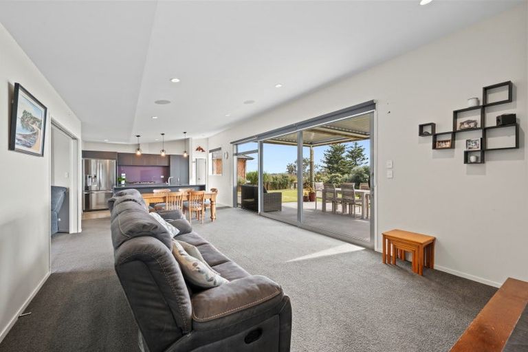 Photo of property in 11c Seascape Crescent, Waipu, 0582