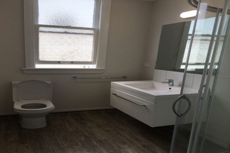 Photo of property in 8 Kenwyn Terrace, Newtown, Wellington, 6021