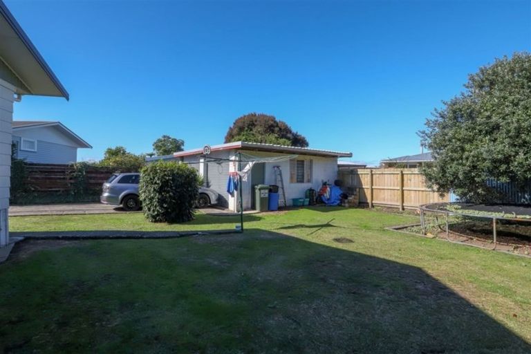 Photo of property in 21 Rosalind Street, Deanwell, Hamilton, 3206