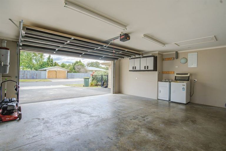 Photo of property in 19 Burns Street, Milton, 9220