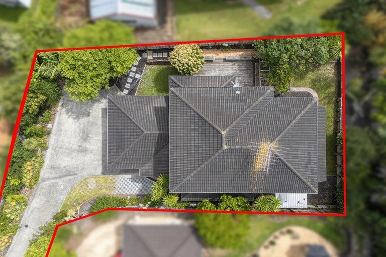 Photo of property in 26 Black Teal Close, Unsworth Heights, Auckland, 0632