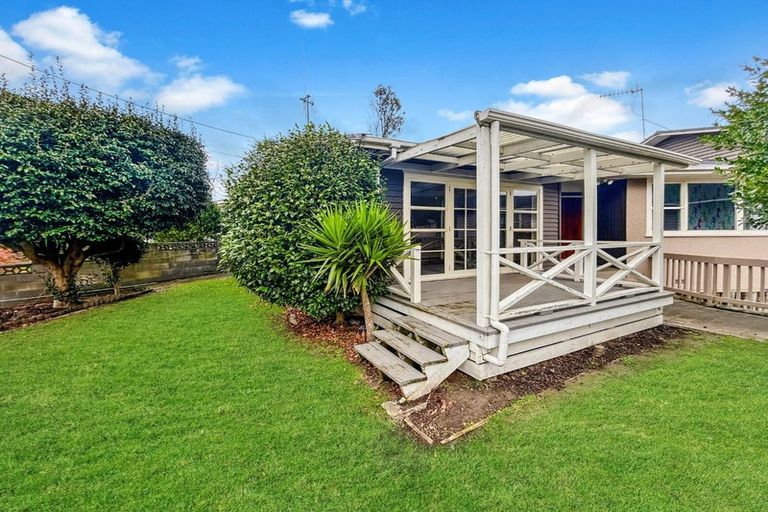 Photo of property in 18 Slacks Road, Awapuni, Palmerston North, 4412