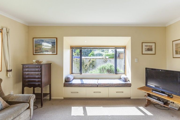Photo of property in 9 Jervois Road, Jervoistown, Napier, 4112