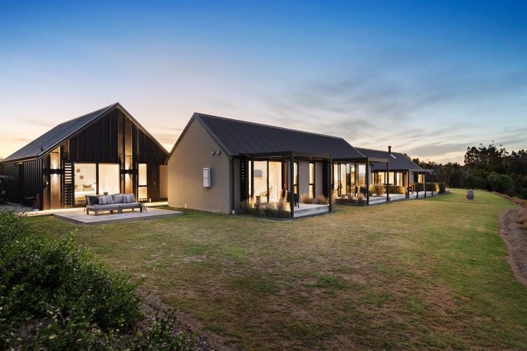 Photo of property in 34 Aroha Road, Te Arai, Wellsford, 0975