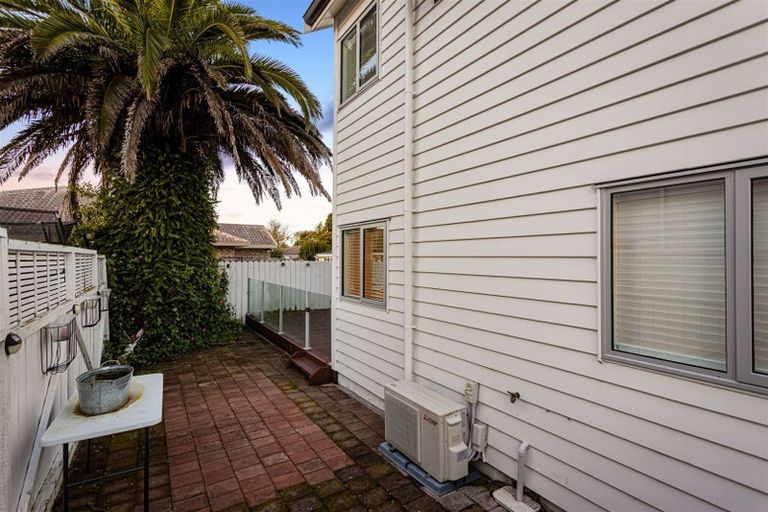 Photo of property in 7/103 Swanson Road, Henderson, Auckland, 0610