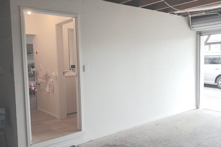 Photo of property in 42 Edgeworth Road, Glenfield, Auckland, 0629