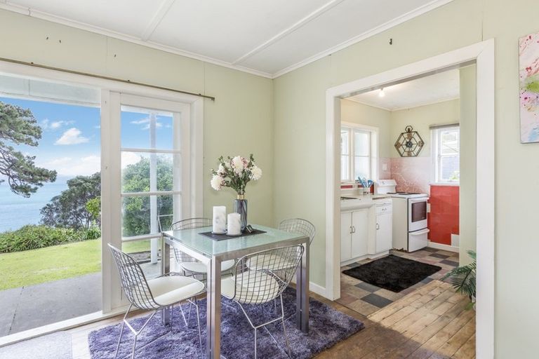 Photo of property in 14 Monyash Road, Manly, Whangaparaoa, 0930