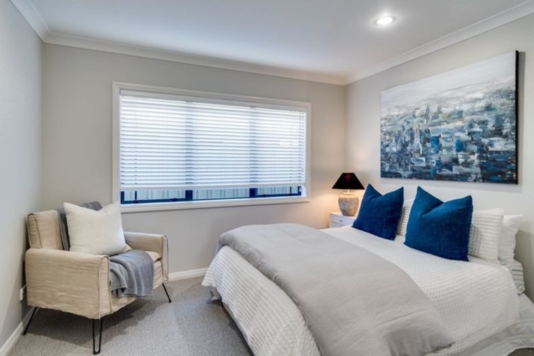 Photo of property in 29 Pinotage Drive, Greenmeadows, Napier, 4112