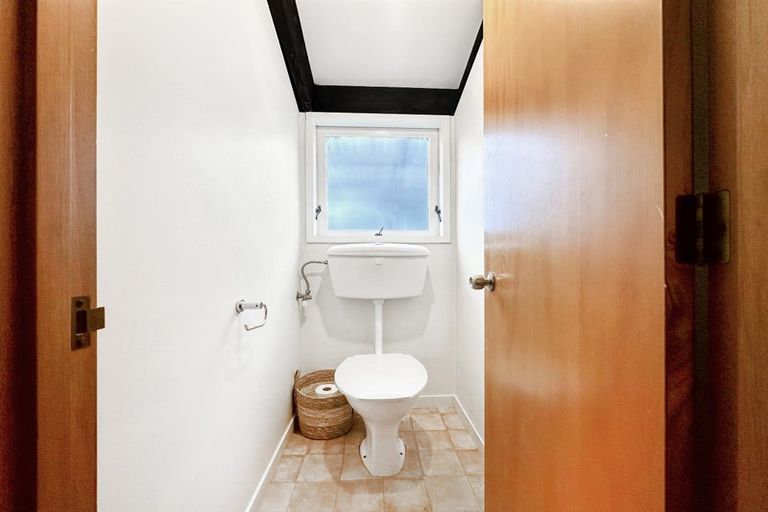 Photo of property in 351 Sawyers Arms Road, Harewood, Christchurch, 8051