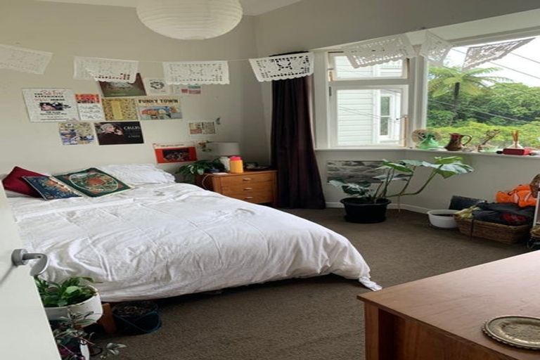 Photo of property in 20 Glasgow Street, Kelburn, Wellington, 6012