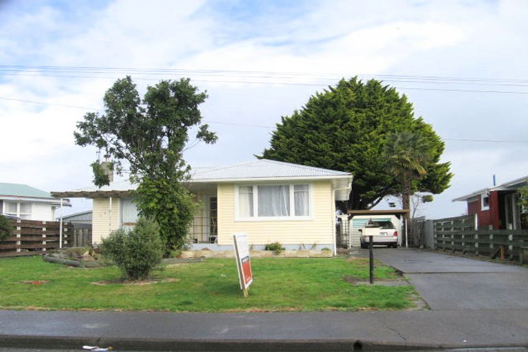 Photo of property in 606 Huia Street, Camberley, Hastings, 4120