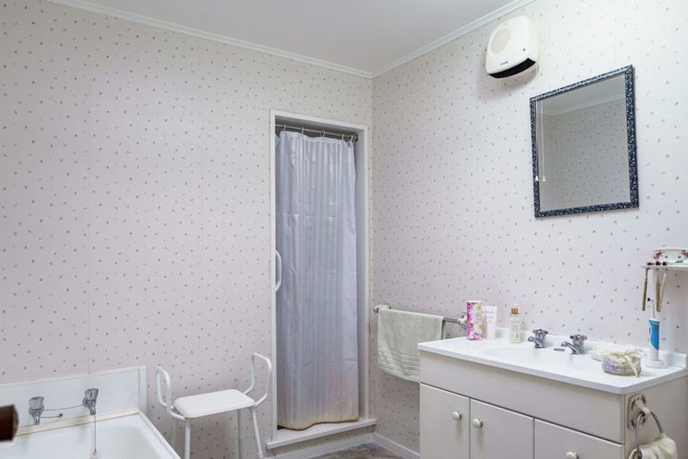 Photo of property in 57a Avenue Road, Greenmeadows, Napier, 4112